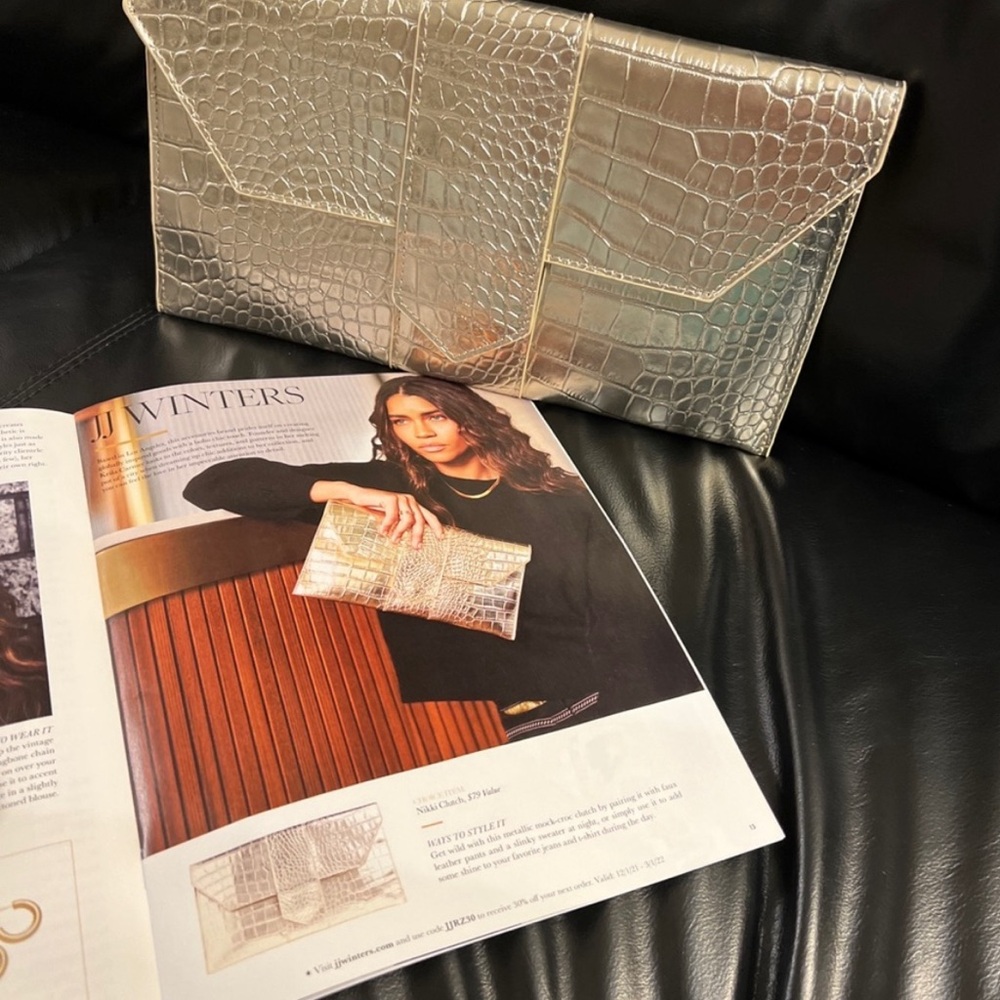 JJ Winters “Nikki” Metallic Clutch - NWOT